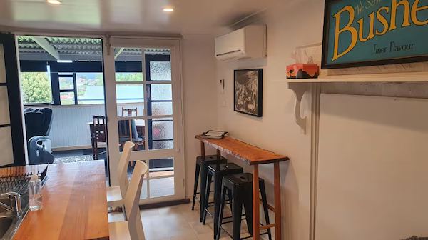 Ingleson_cottage_-_Houses_for_Rent_in_Deloraine__Tasmania__Australia_-_Airbnb